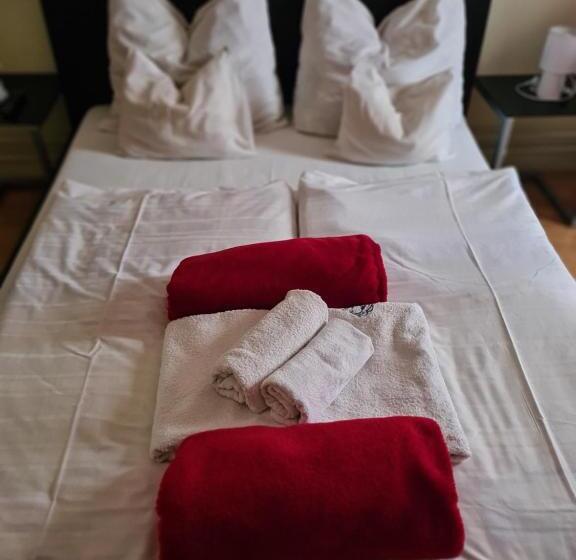 Отель Oroszlán Szigetvár