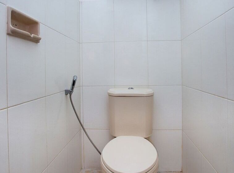 호텔 Oyo 3042 Griya Karangsalam Indah