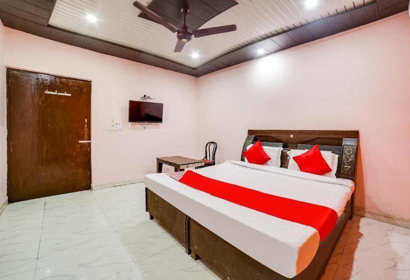 בית מלון כפרי Oyo 70288 Happy Dhaba