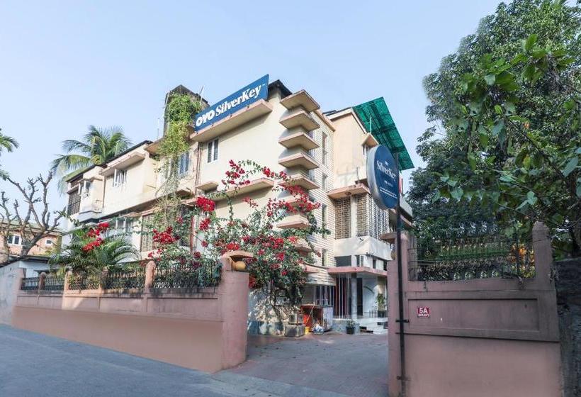 ホテル Oyo 70445 Rianna Inn