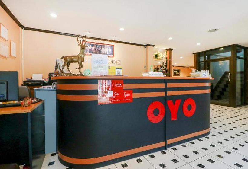 فندق Oyo 952 Ocean Gold Card Ayutthaya