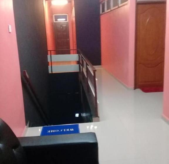 Отель Spot On 89769 Mirzal Guest House