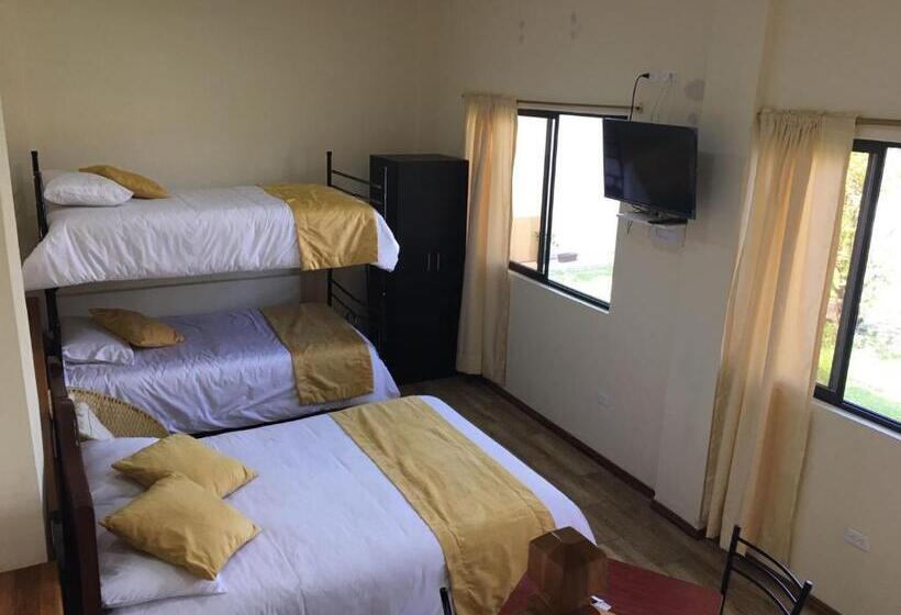 호텔 Tababela Airport B&b