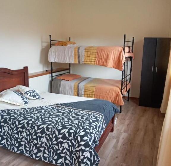 ホテル Tababela Airport B&b