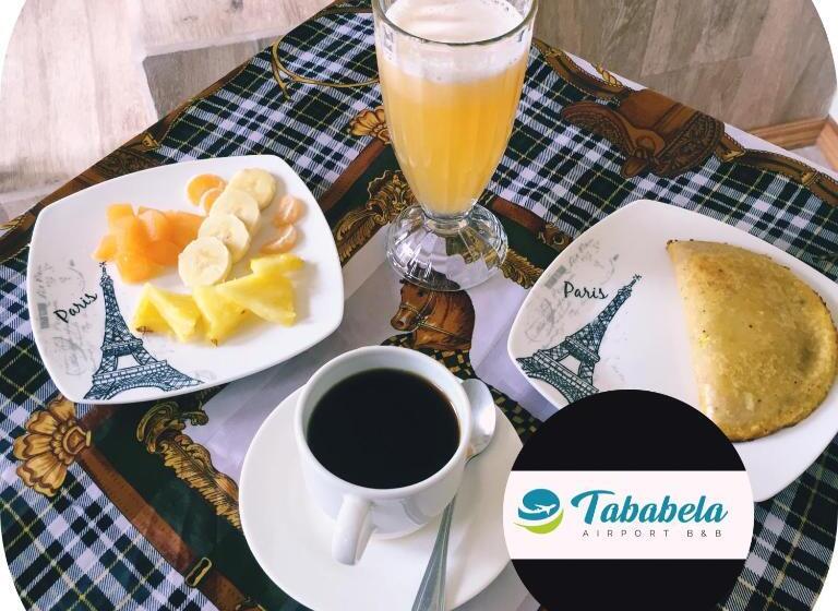 호텔 Tababela Airport B&b