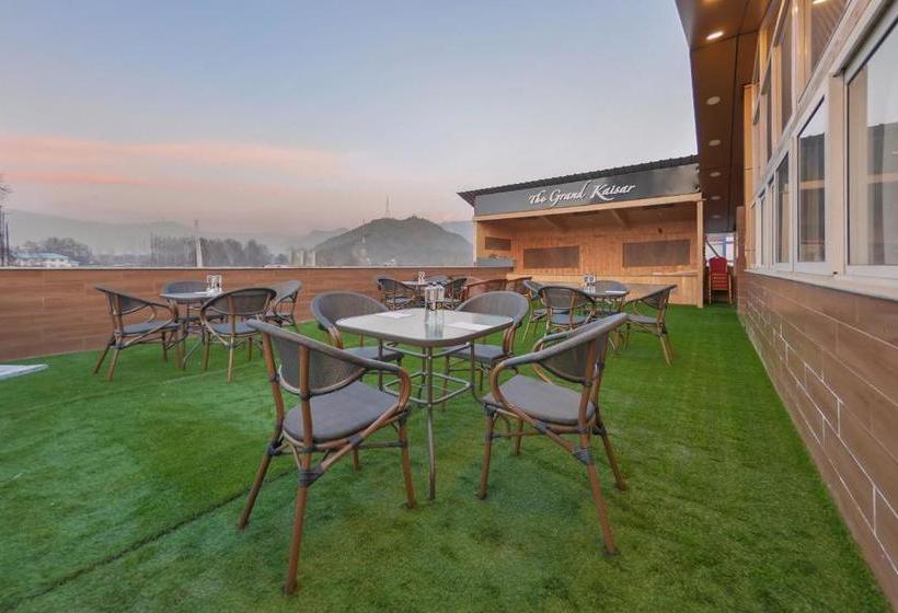 Отель The Grand Kaisar