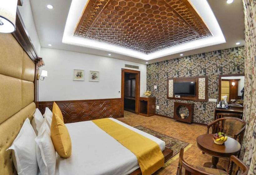 Отель The Grand Kaisar