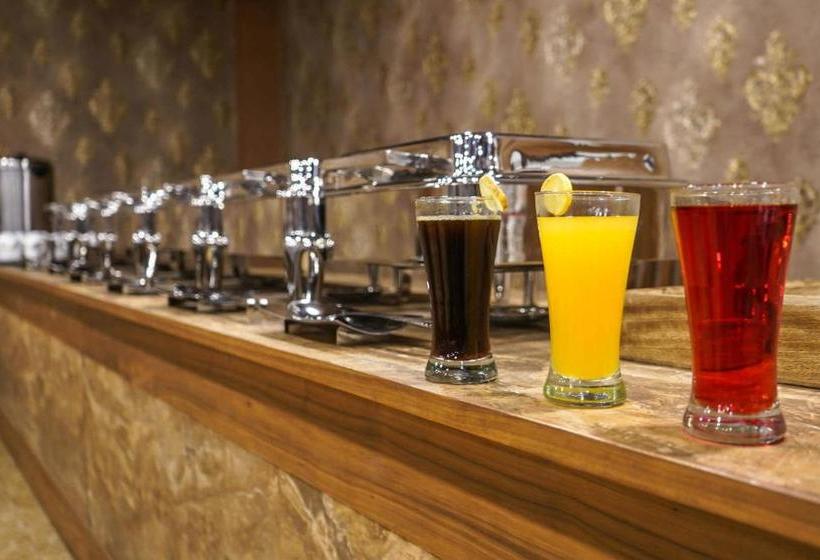 Отель The Grand Kaisar