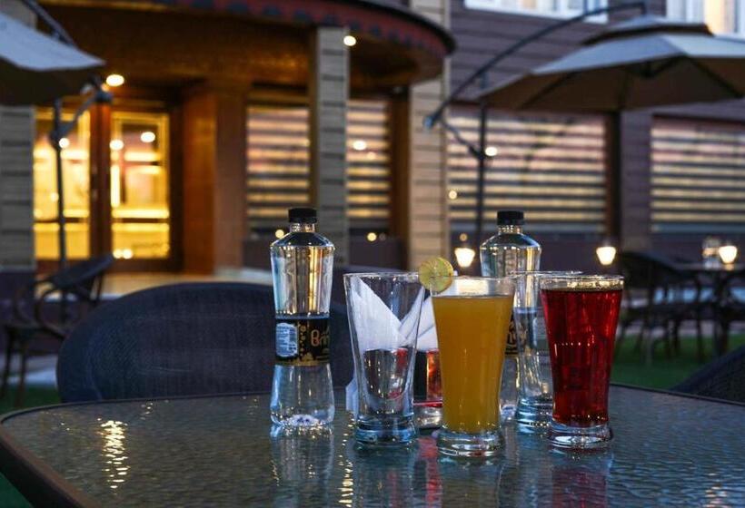 Отель The Grand Kaisar