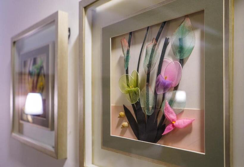 Отель The Grand Kaisar