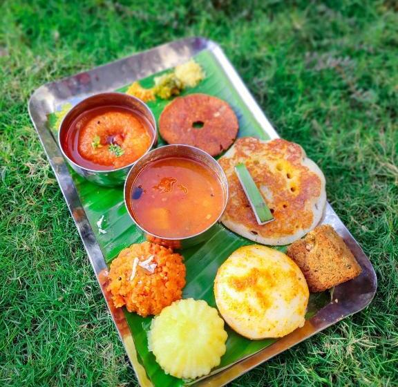 فندق The Orchid Lonavala