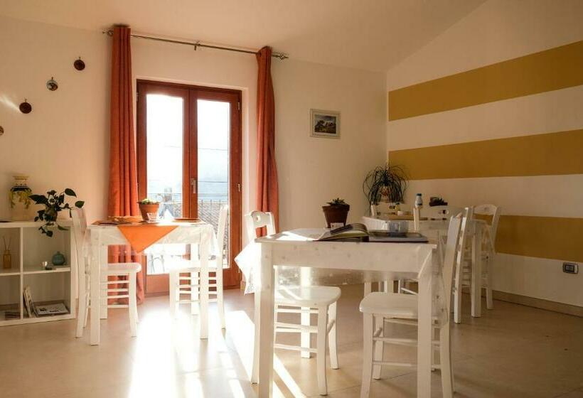 L&b Bed And Breakfast