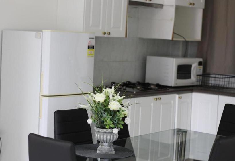 מוטל Golf Place Inn Wollongong