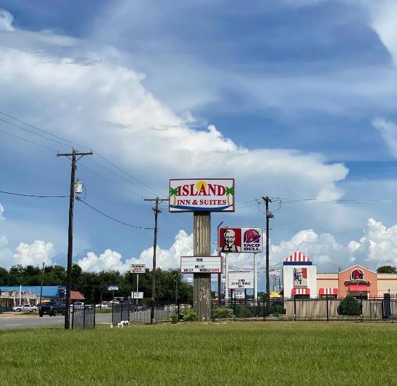 מוטל Island Suites Bay City