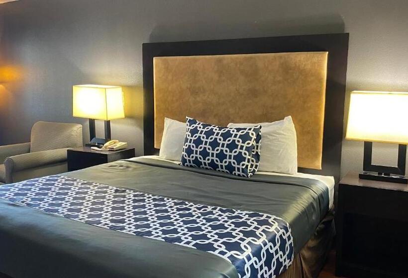 מוטל Island Suites Bay City