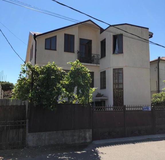 پانسیون гостевой дом алиса