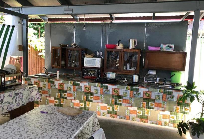 پانسیون гостевой дом алиса