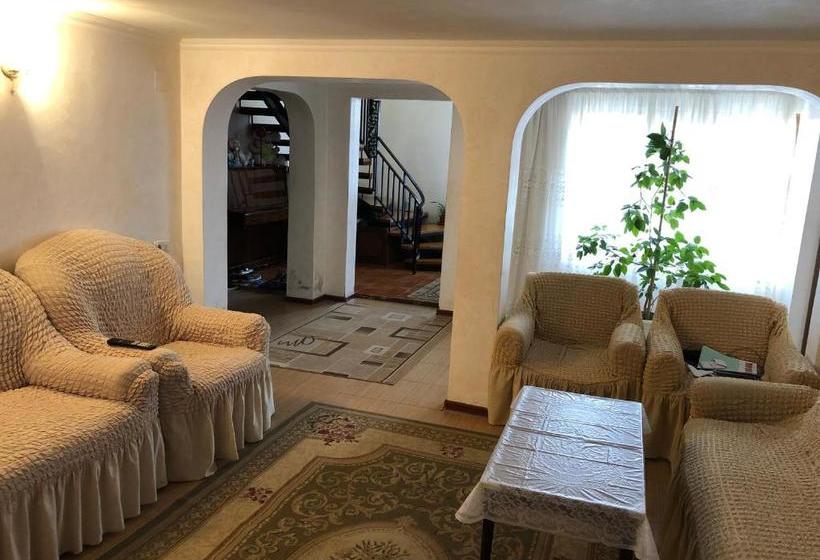 پانسیون гостевой дом алиса