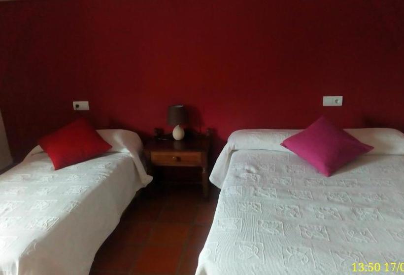 بنسيون Hostal De La Villa Molinos