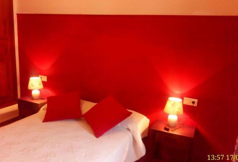 بنسيون Hostal De La Villa Molinos