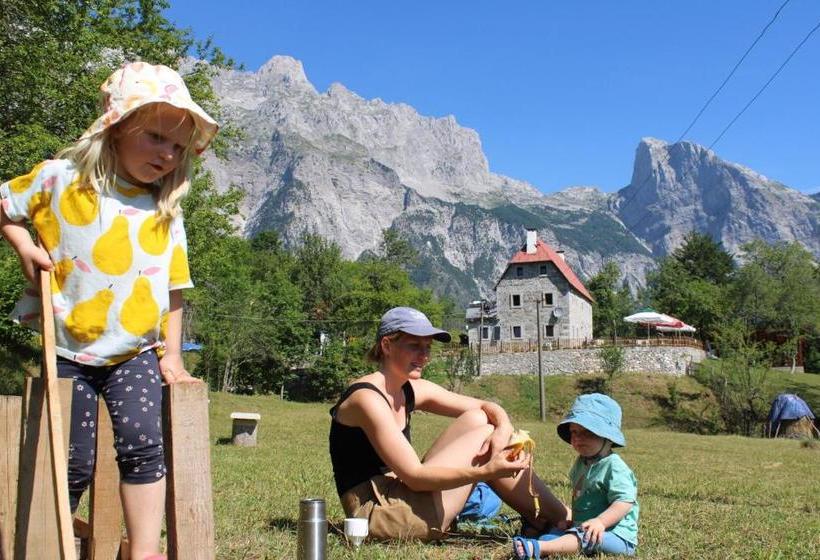 פנסיון Molla Guest House