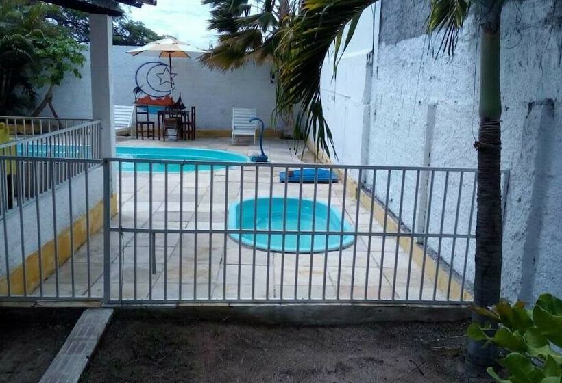 ペンション Pousada Dona Helena