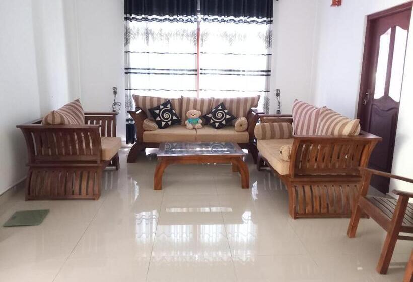 פנסיון Senu Beach Villa