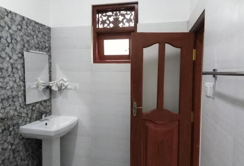 פנסיון Senu Beach Villa