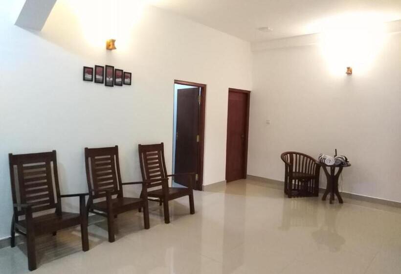 פנסיון Senu Beach Villa