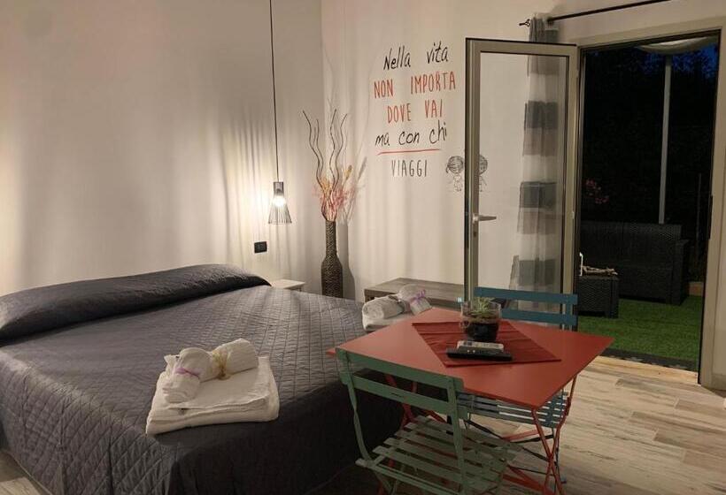 پانسیون Villa Anna Guesthouse