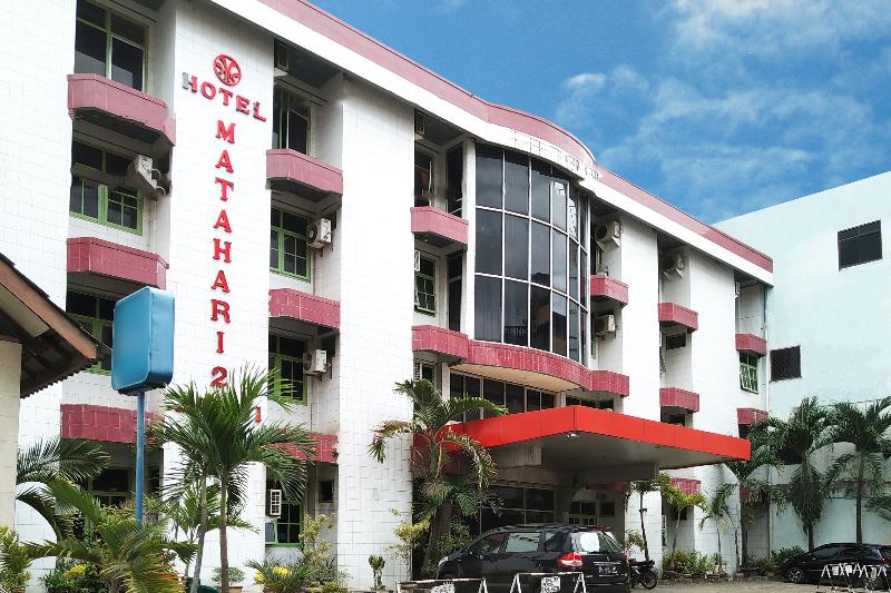 Reddoorz Syariah At Hotel Matahari 2