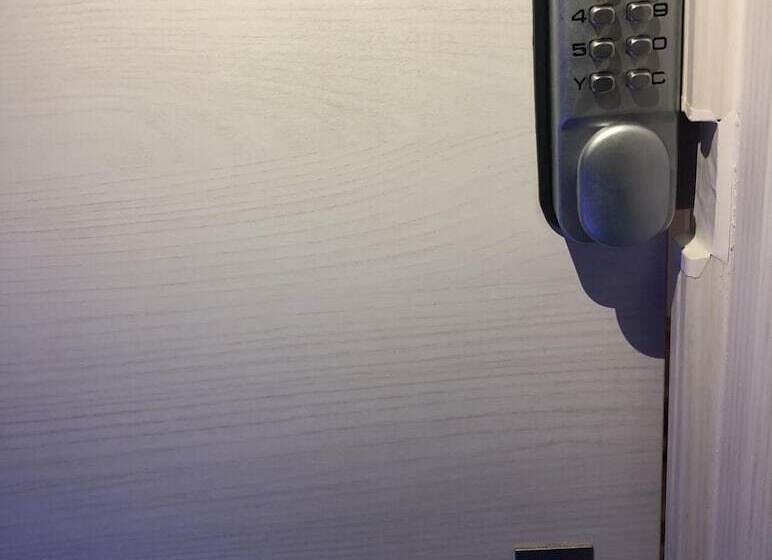 Sapporo Princess Hotel   Hostel