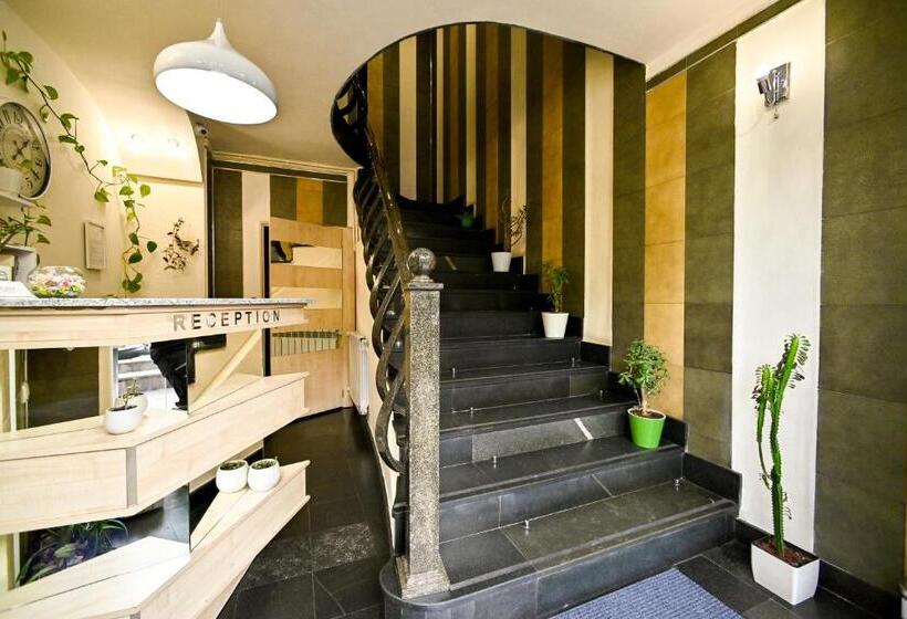 Skyline Hotel Yerevan