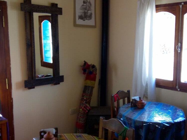 ユースホステル Azul Humahuaca Hostal