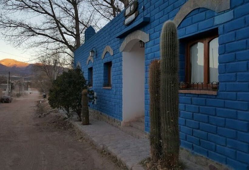 ユースホステル Azul Humahuaca Hostal
