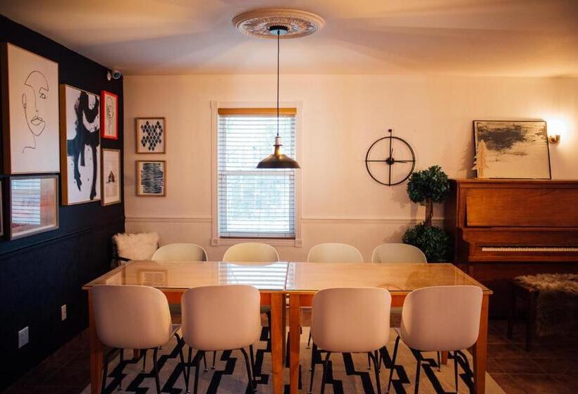 호스텔 Maison De Vébron