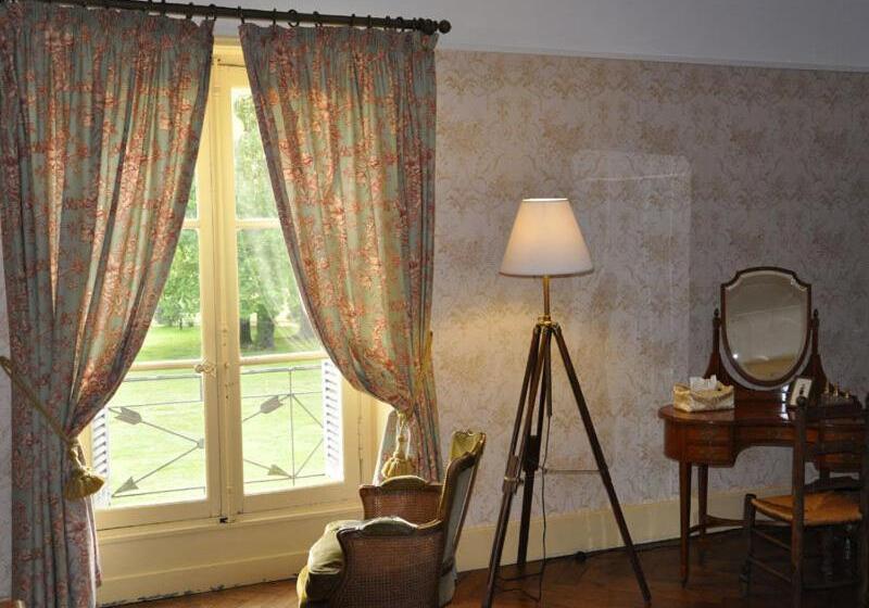 Bed And Breakfast   Château Du Vau