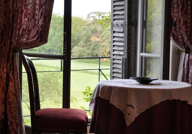 Bed And Breakfast   Château Du Vau