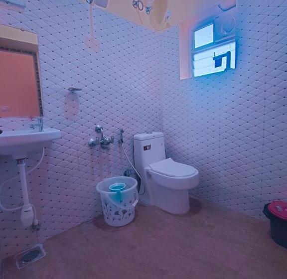 تختخواب و صبحانه Le Charmin