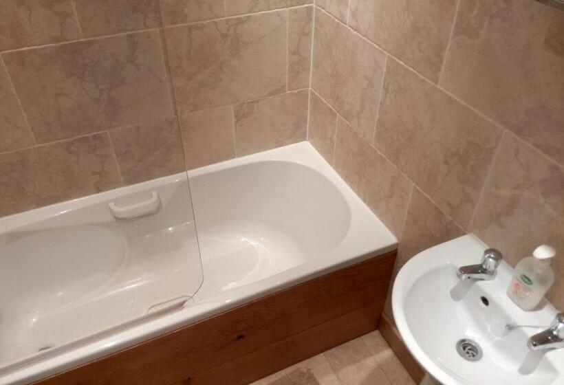 مبيت وإفطار Parkside Guest House