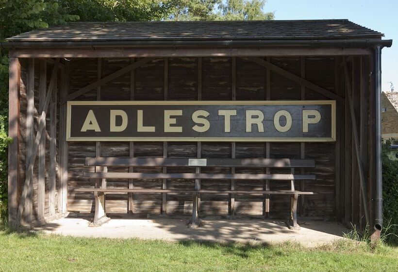 مبيت وإفطار The Old Post Office  Adlestrop