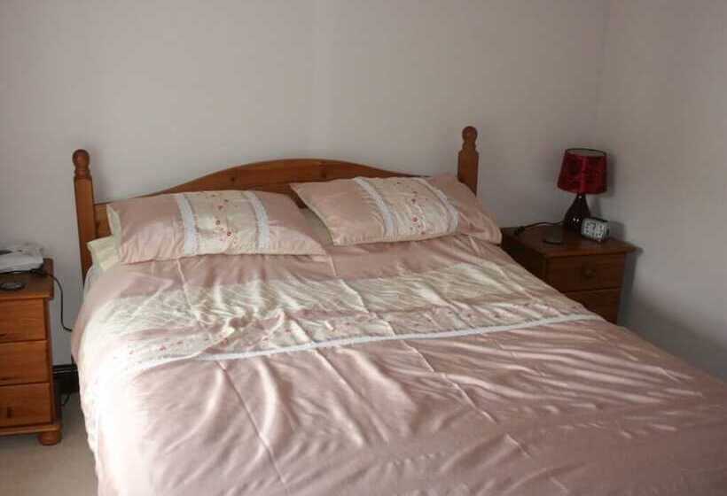 مبيت وإفطار The Old School House