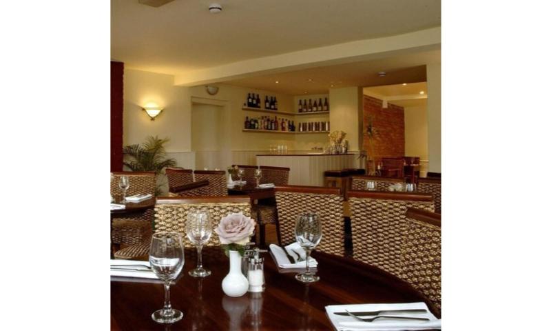 مبيت وإفطار The White Horse Inn