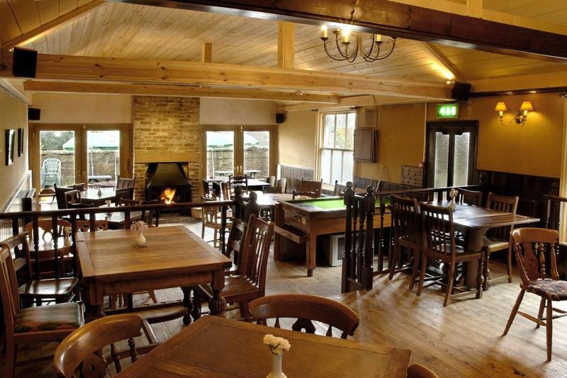 민박 The White Horse Inn
