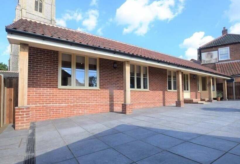 مبيت وإفطار The White Lady