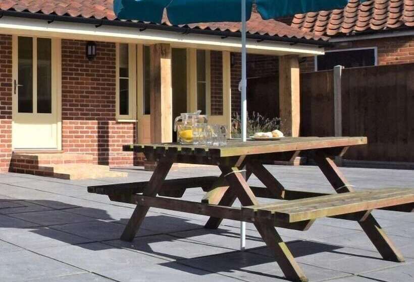 مبيت وإفطار The White Lady