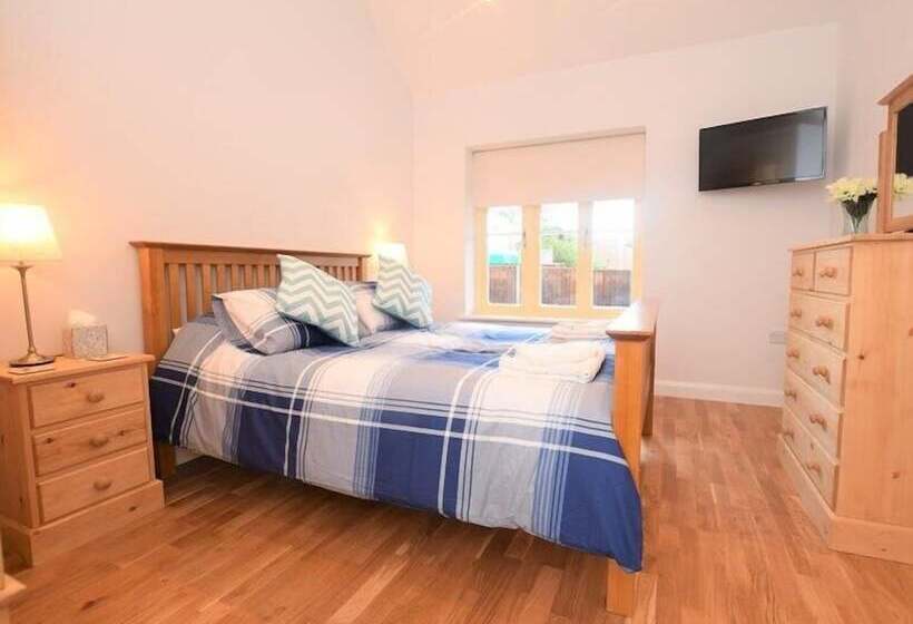 مبيت وإفطار The White Lady