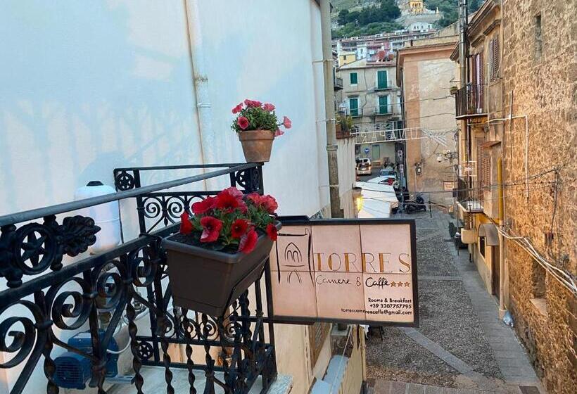 צימר Torre's Camere & Caffè