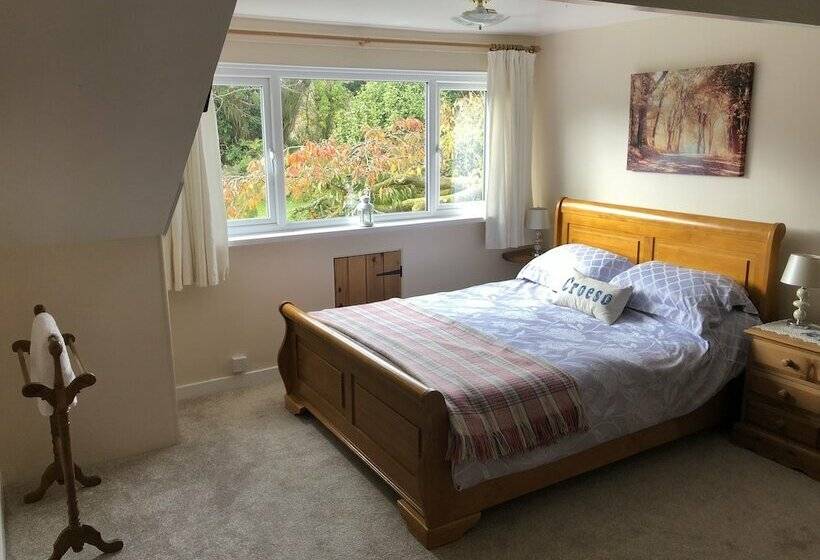Blaencwm Bed And Breakfast