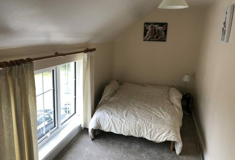 Blaencwm Bed And Breakfast